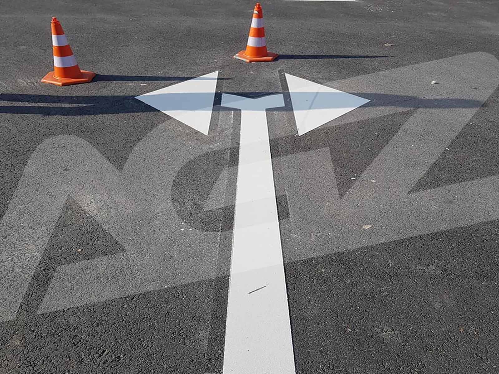 Araç Yolu Yatay Boya Yönlendirme Uygulamaları