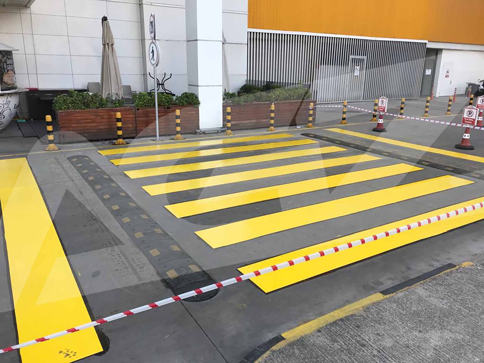 Araç Yolu Yatay Boya Yönlendirme Uygulamaları