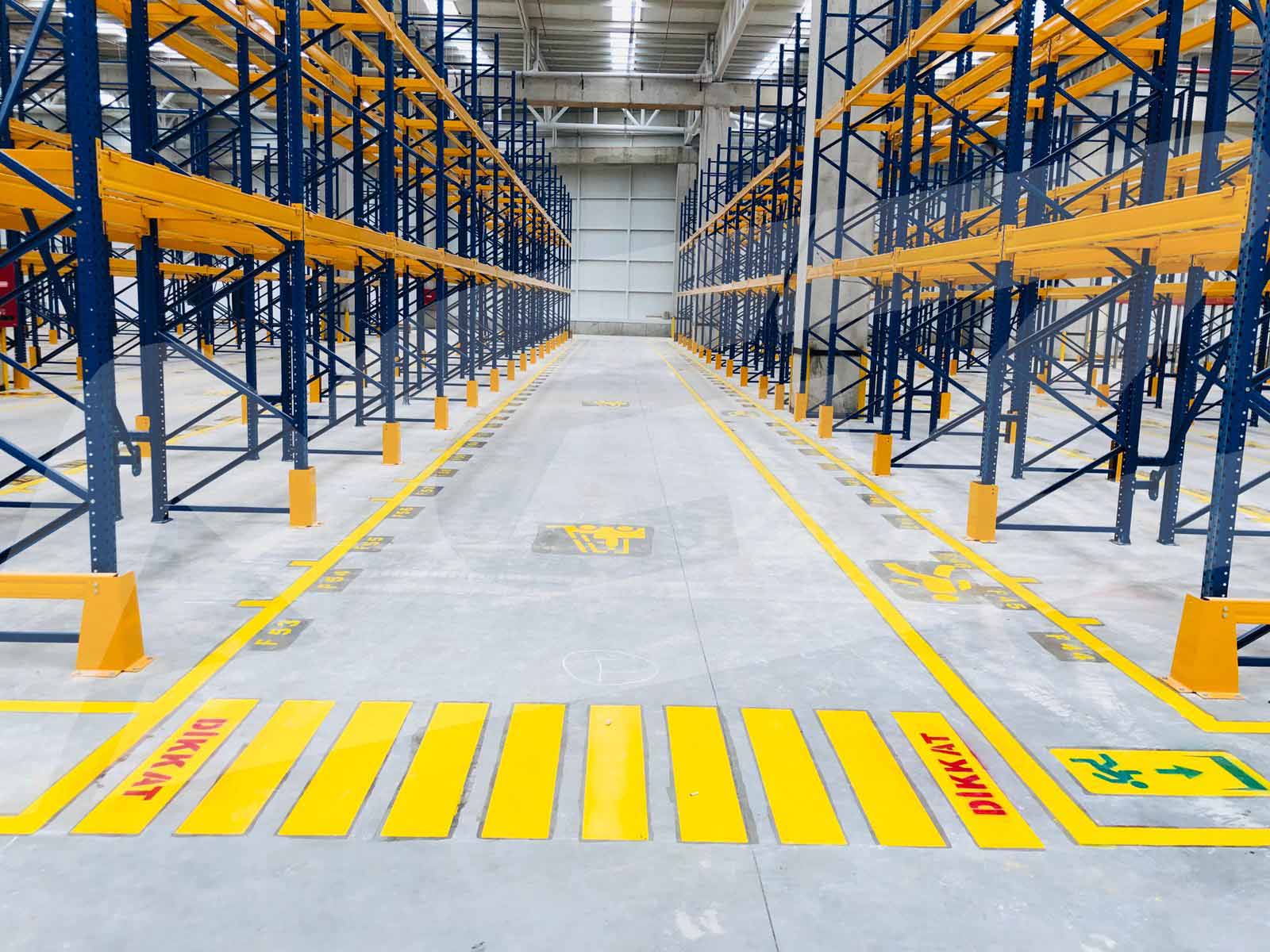  Fabrika İsg Yaya ve Forklift Yolu Çizgi Uygulamaları