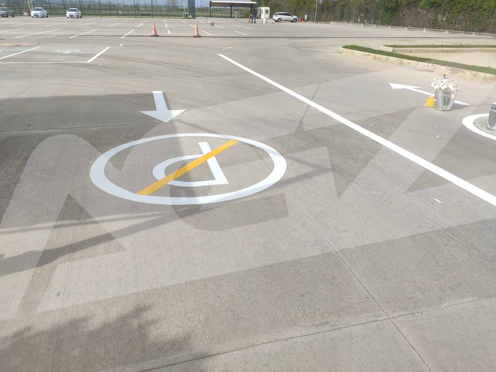 Araç Yolu Yatay Boya Yönlendirme Uygulamaları