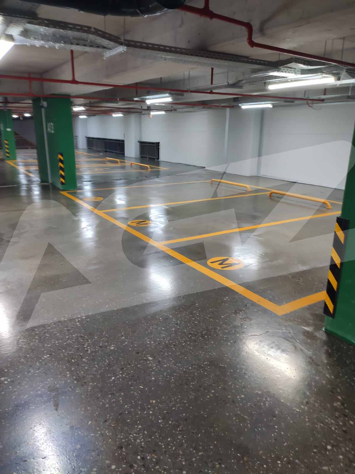 Beton Zemin Yarı Parlak Uygulama