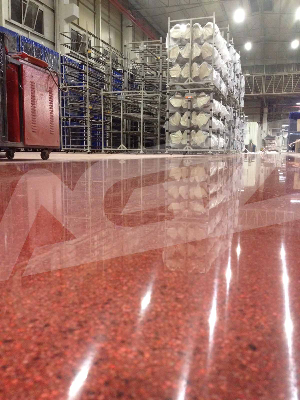 Beton Zemin Tam Parlatma Renklendirme Uygulaması