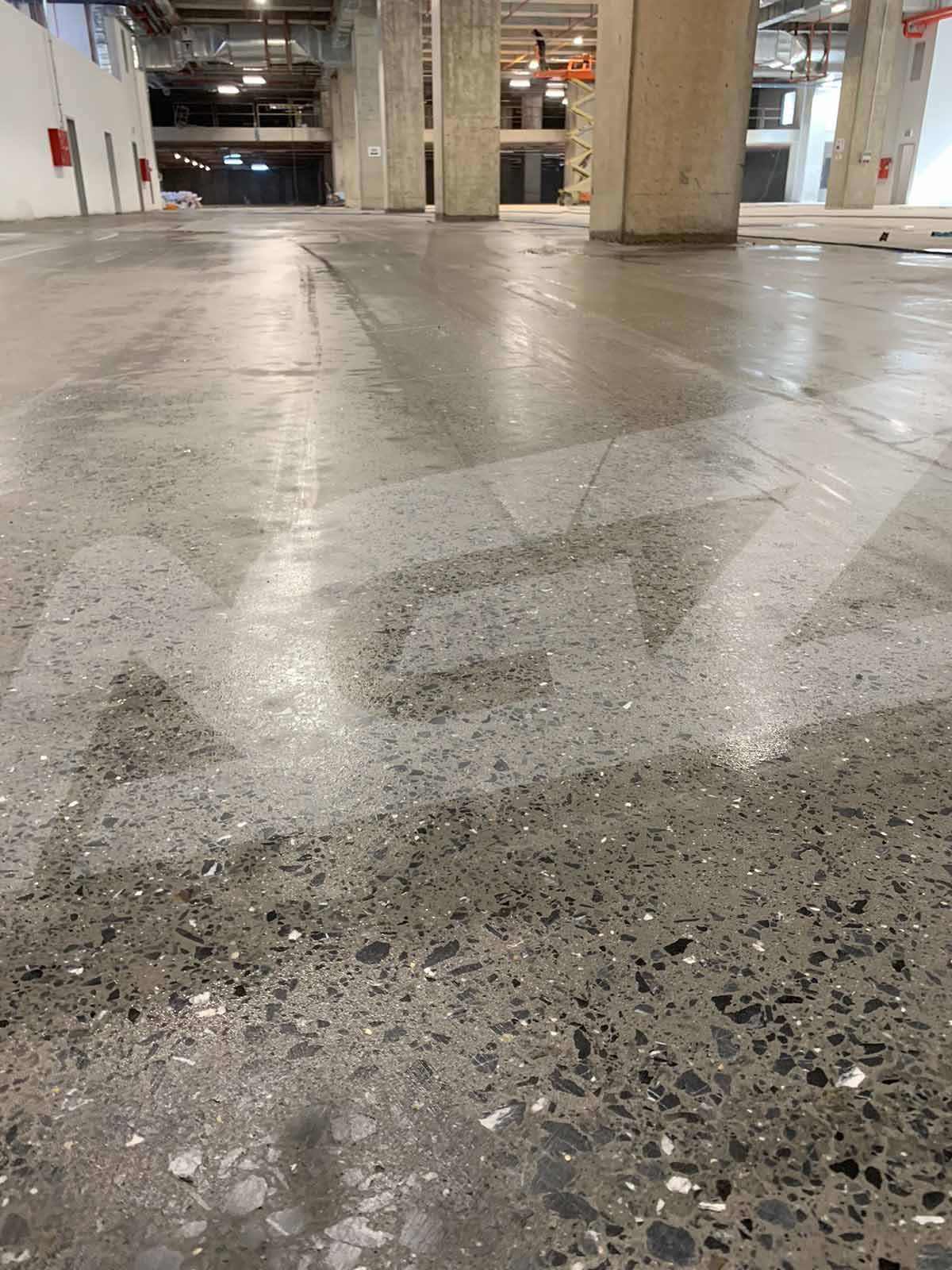 Beton Zemin Yarı Parlak Uygulama